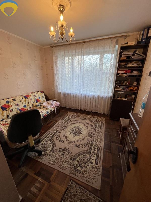 продажа трехкомнатной квартиры номер A-173385 в Приморском районе, фото номер 5